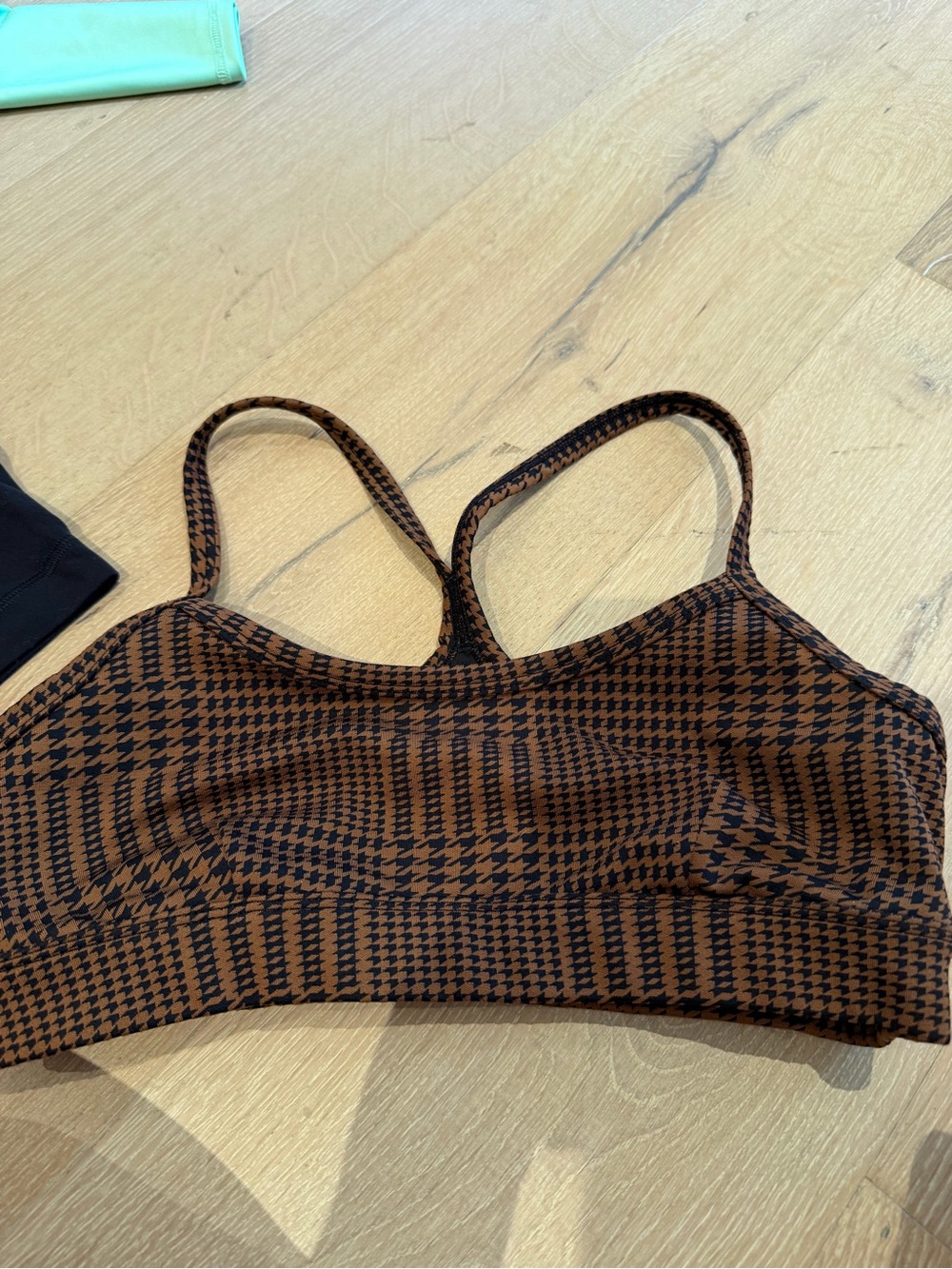 ALO Yoga Brown & Black Houndstooth Seamless Bralette